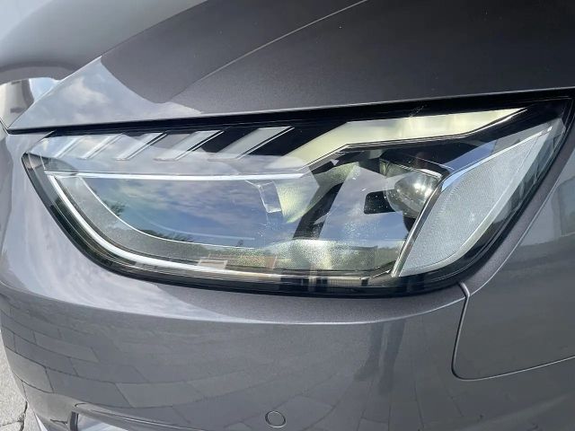 Audi A4 30 TDI Avant S-Tronic