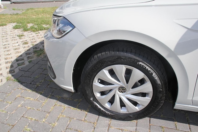 Volkswagen Polo 1.0 AHK Klima GJR Lane-Front Assist PDC APP-Connect