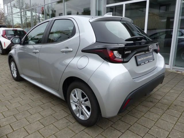 Toyota Yaris Comfort Hatchback