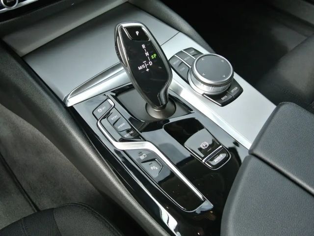 BMW 530 530e Touring xDrive