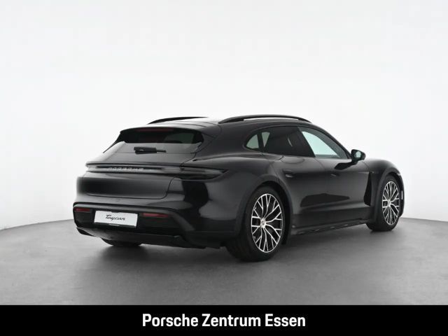 Porsche Taycan 4 Cross Turismo