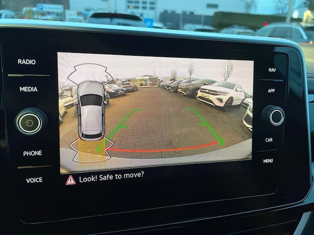 Volkswagen T-Roc 1.5 TSI DSG Plus R-Line