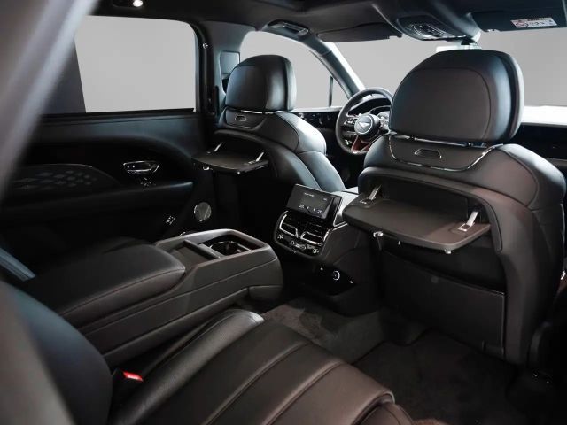 Bentley Bentayga V8