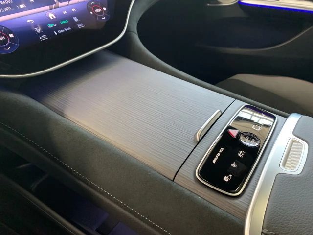 Mercedes-Benz EQE 4MATIC+ 53 AMG Line Sedan