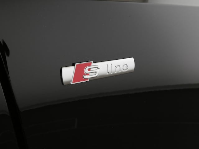 Audi A4 35 TFSI Avant S-Line S-Tronic