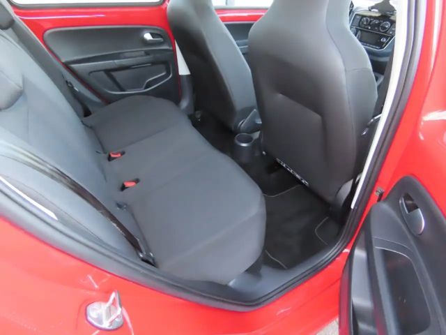 Volkswagen up! 1.0 MPI