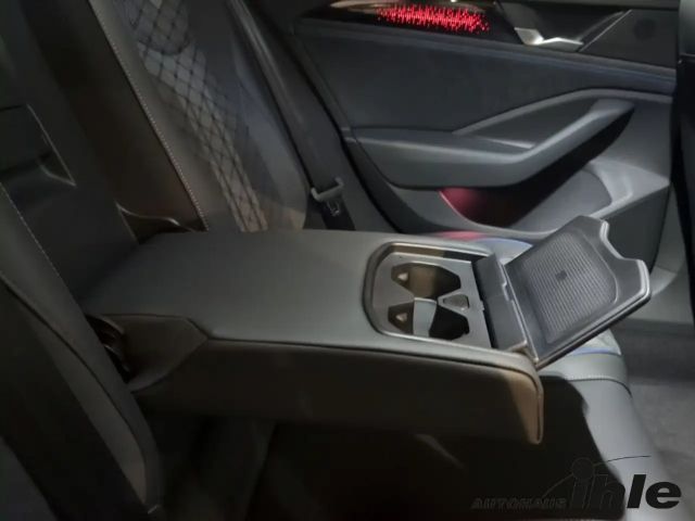 Volkswagen Passat DSG R-Line Style Variant