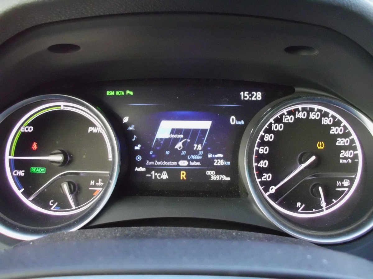 Toyota Camry Executive