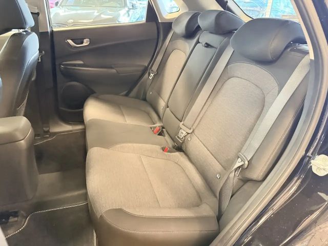 Hyundai Kona 2WD Electric Select