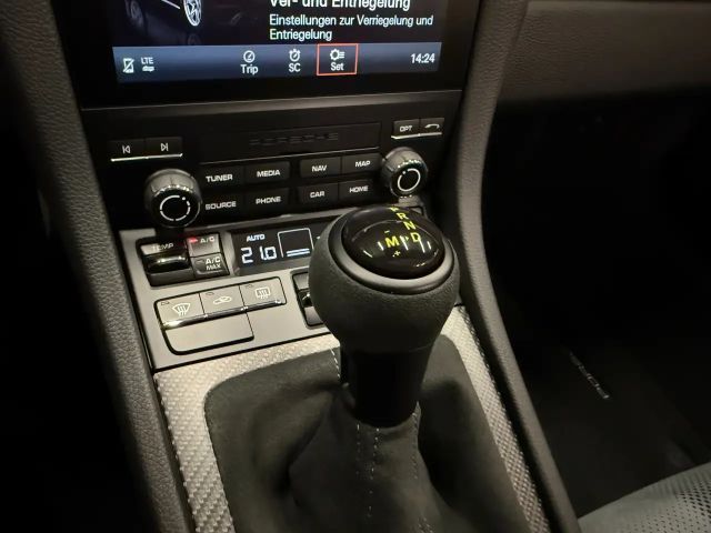 Porsche Cayman 718 RS