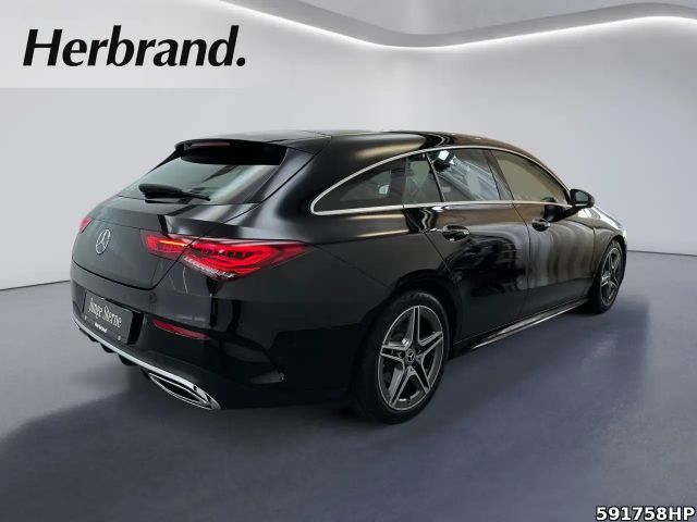 Mercedes-Benz CLA 180 AMG Line