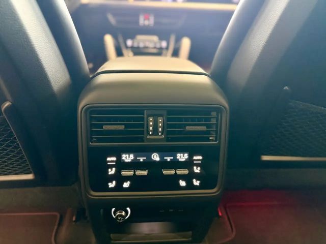 Porsche Cayenne E-Hybrid Turbo