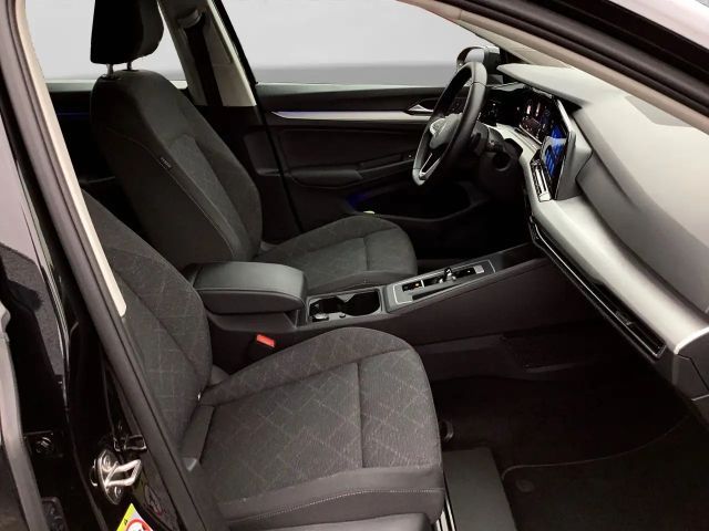 Volkswagen Golf 1.5 TSI DSG Life Variant