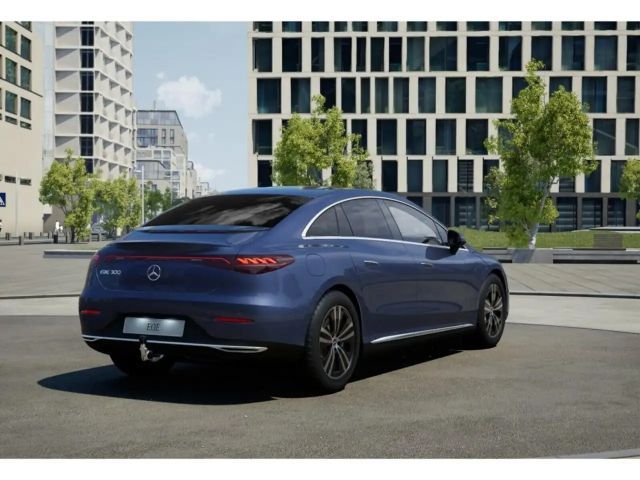Mercedes-Benz EQE 300 Premium Sedan