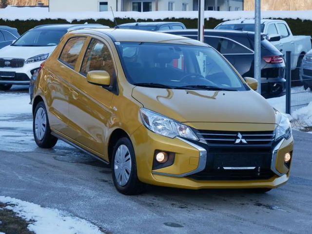 Mitsubishi Space Star Star