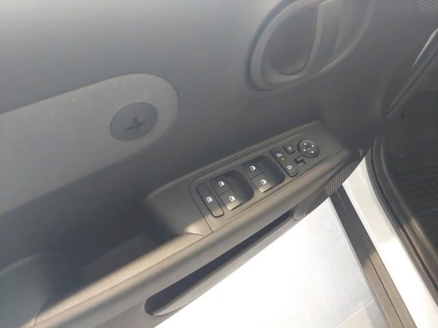 Hyundai INSTER 49 kWh
