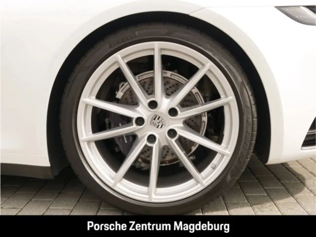 Porsche 992 Carrera Coupé