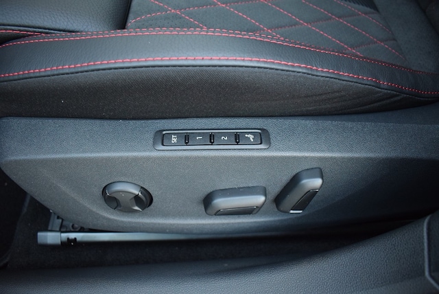 Skoda Octavia 2.0 TSI Combi RS