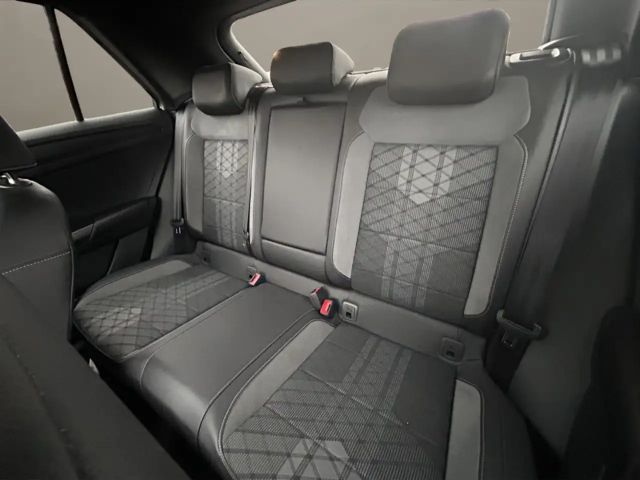 Volkswagen T-Roc 1.5 TSI DSG Plus R-Line