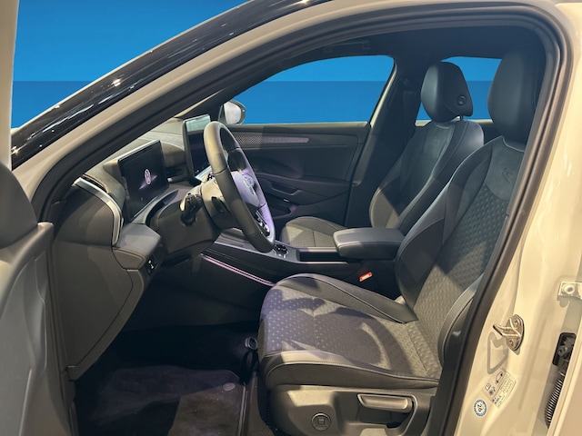 Volkswagen T-Roc IQ.Drive R-Line Style