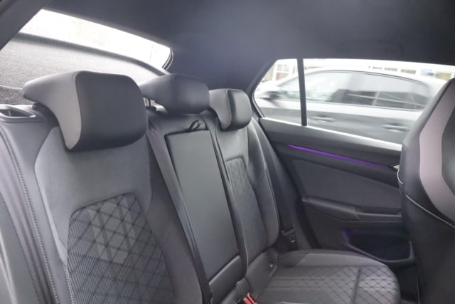 Volkswagen Golf 1.5 eTSI R-Line