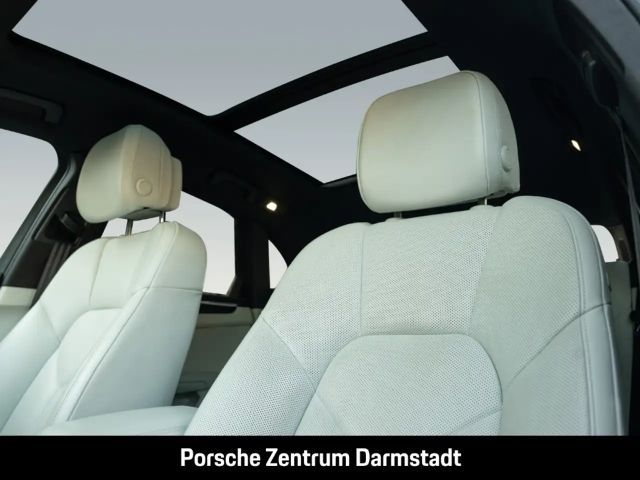 Porsche Macan Standheizung Surround-View Luftfederung