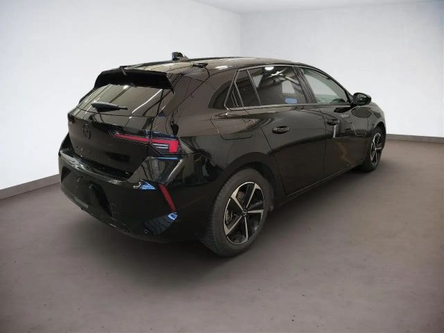 Opel Astra GS-Line Grand Sport