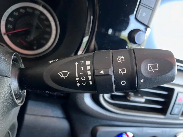 Hyundai i10 1.0