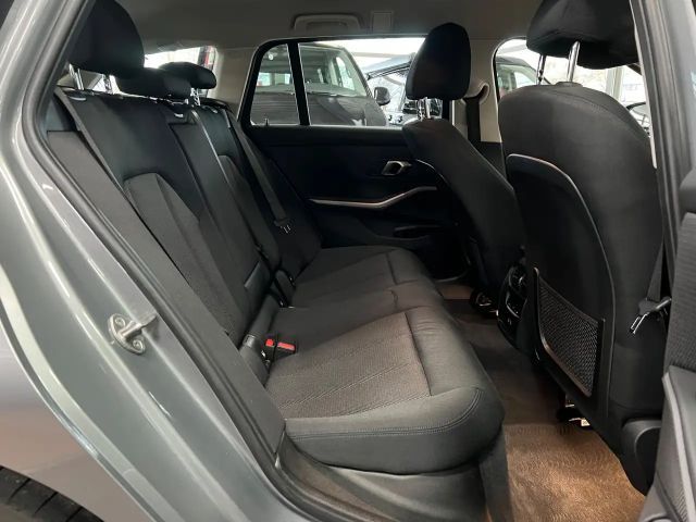 BMW 318 318d Touring