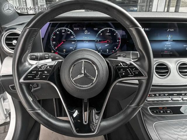 Mercedes-Benz E 220 AVANTGARDE E 220 d Estate