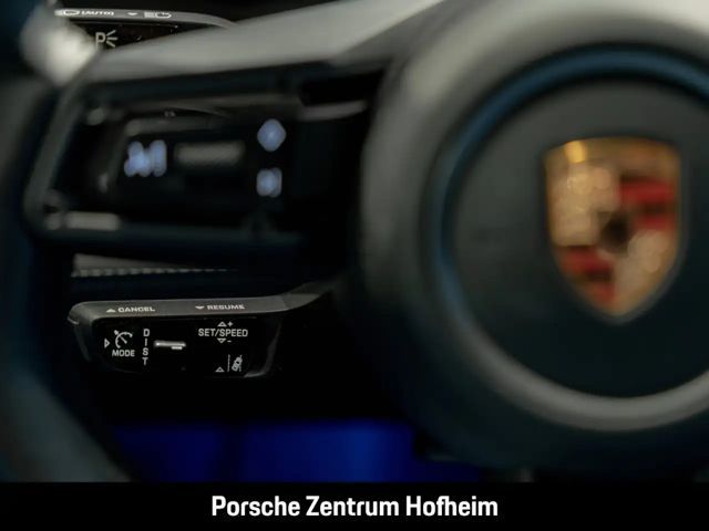 Porsche Taycan 4 Cross Turismo