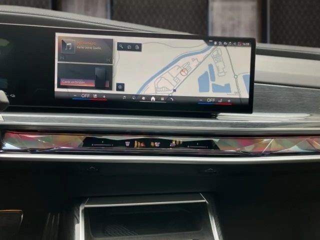 BMW 750 G70 Sedan xDrive