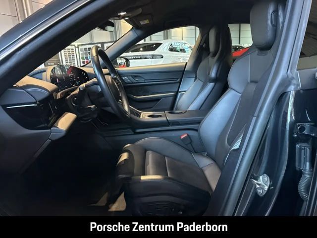 Porsche Taycan 4S Cross Turismo