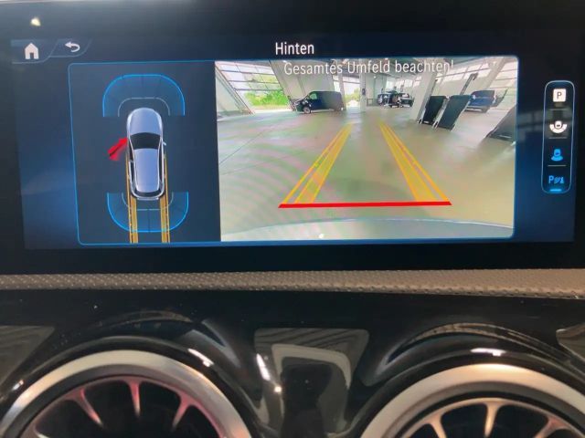 Mercedes-Benz A 180 A 180 d Progressive