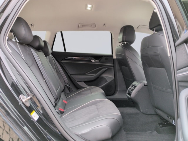 Volkswagen Passat 1.5 eTSI DSG eHybrid