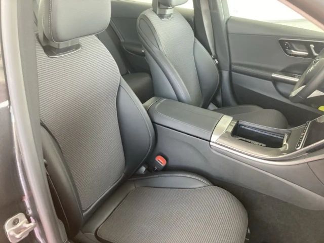 Mercedes-Benz C 300 AVANTGARDE Estate