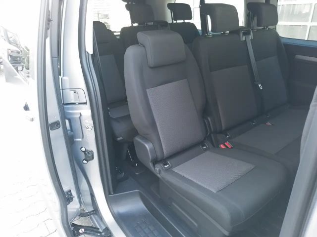 Opel Zafira Life Kombi 9-Sitzer
