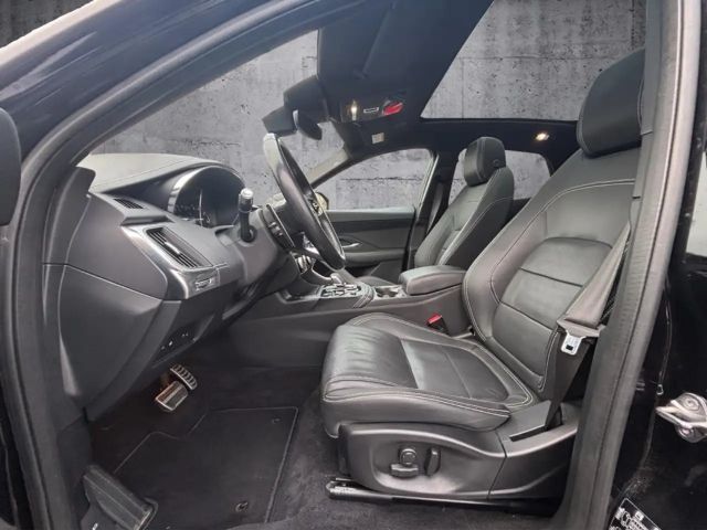 Jaguar E-Pace P300e R-Dynamic S