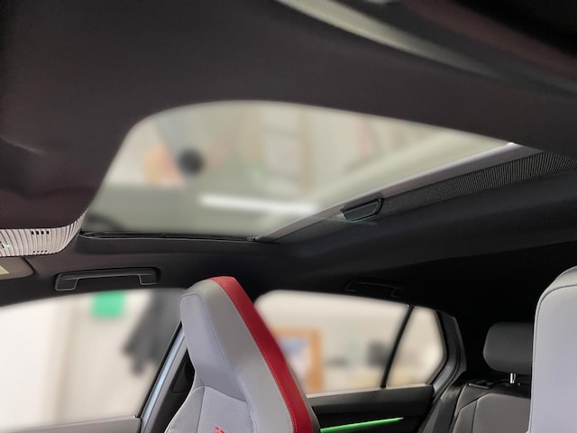 Volkswagen Golf 2.0 TSI Golf VIII