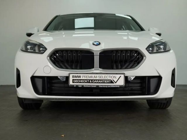 BMW 120 120i 5-deurs Sedan