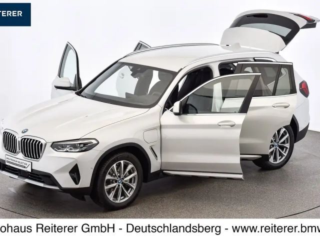 BMW X3 xDrive30e
