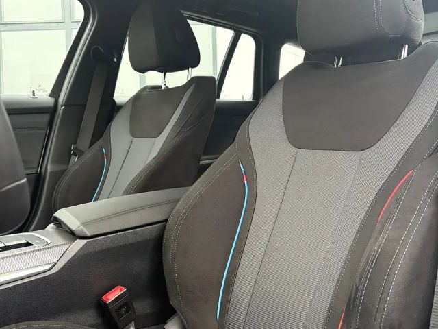 BMW 330 330i Touring xDrive