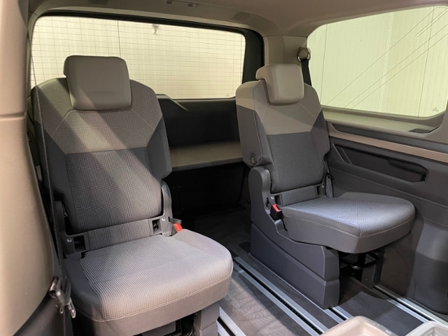 Volkswagen Multivan 2.0 TDI DSG IQ.Drive Lang T7