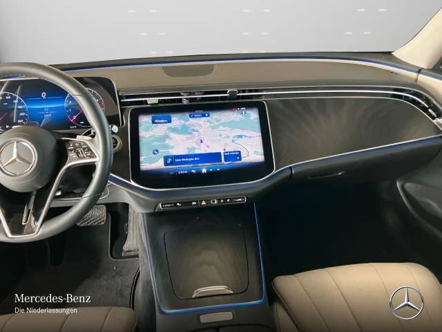 Mercedes-Benz E 200 AVANTGARDE Estate