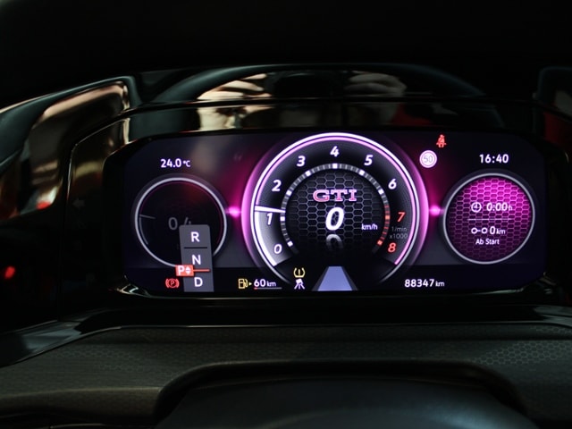Volkswagen Golf 2.0 TSI Golf VIII