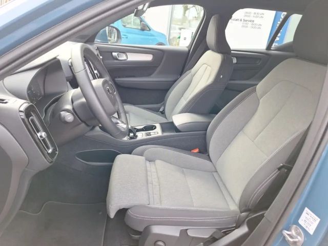 Volvo XC40 Core Recharge