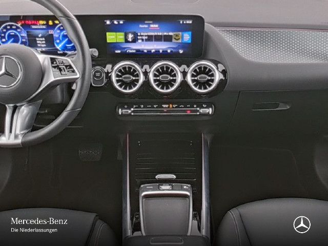 Mercedes-Benz EQA 300 4MATIC