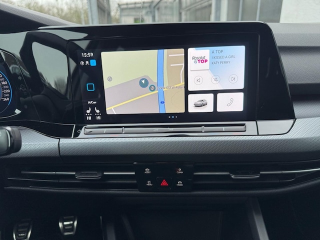 Volkswagen Golf 1.5 TSI Variant