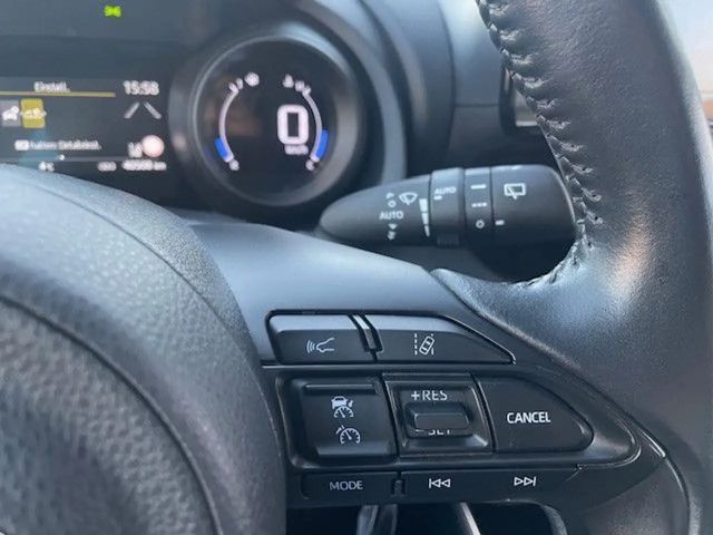 Toyota Yaris Hatchback Hybride Team D