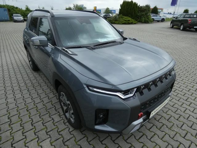 SsangYong Torres 2WD Quartz